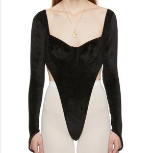 Maroske Peech Black Velour Geotard